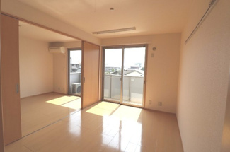 【内装】 | モダンコートウラワ