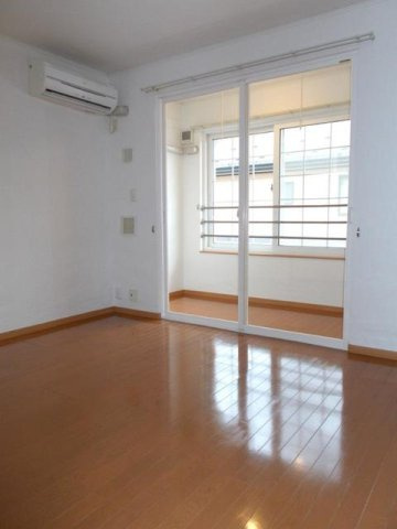 エテルノプラシードの居間・リビング