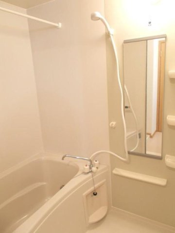 エテルノプラシードの浴室