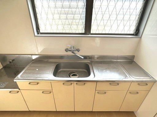 杉並区阿佐谷南１丁目のアパートのキッチン