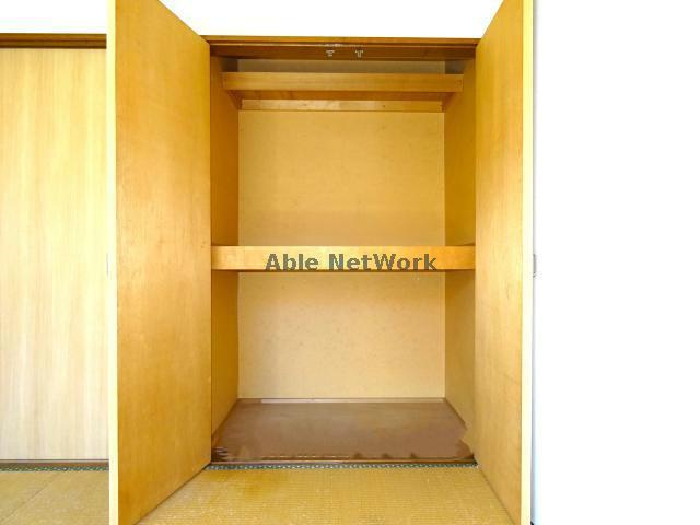 アークヒルズフクモトNO.1Bの収納|押入れ収納