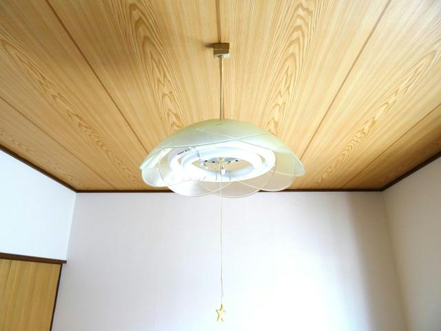 アークヒルズフクモトNO.1Bの設備|照明付き