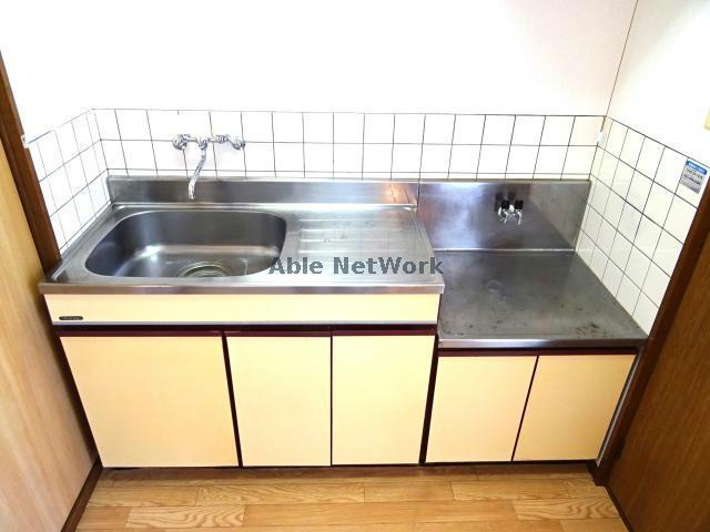 アークヒルズフクモトNO.1Bのキッチン|ガスコンロ設置可