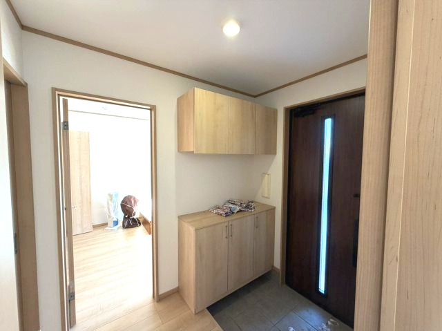 【玄関】 | 北見市小泉２４４番地１４　平家建中古売家