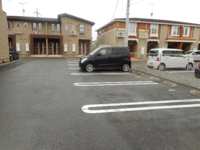 【駐車場】 | グラン・ジュテⅠ | 駐車場完備です