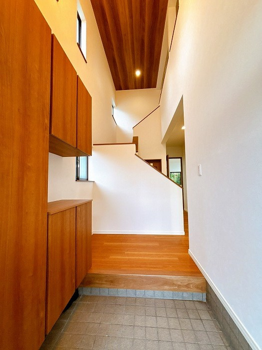 豊田市市木町10丁目の玄関