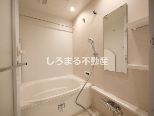 コンフォリア・リヴ博労町一丁目Ｑの浴室