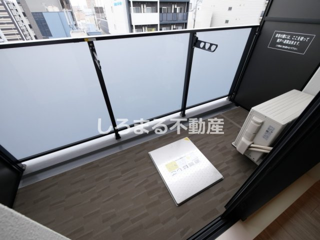 コンフォリア・リヴ博労町一丁目Ｑのバルコニー