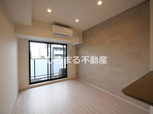 コンフォリア・リヴ博労町一丁目Ｑの居間・リビング