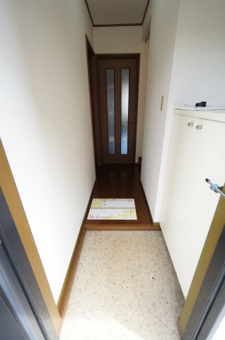 ヴィラ・デラエステの玄関