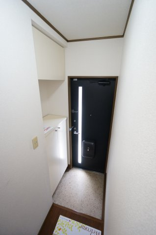 ヴィラ・デラエステの玄関|オンライン対能応可！