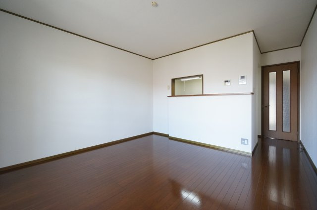 ヴィラ・デラエステの居間・リビング|当日の見学大歓迎！