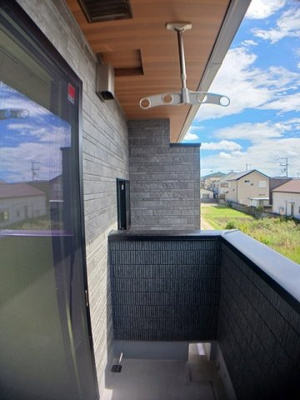 【バルコニー】 | ルピエ宮前 | 暖かな日差しのふりそそぐバルコニー