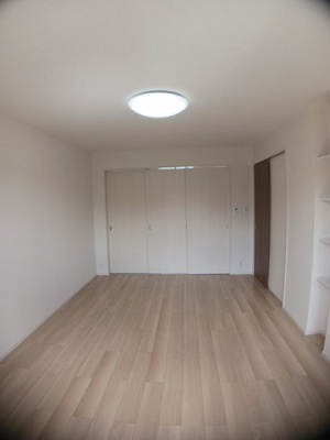 【居間・リビング】 | ルピエ宮前 | リビングです