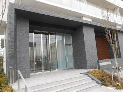 【エントランス】 | ゼルクコート安城 | エントランス
