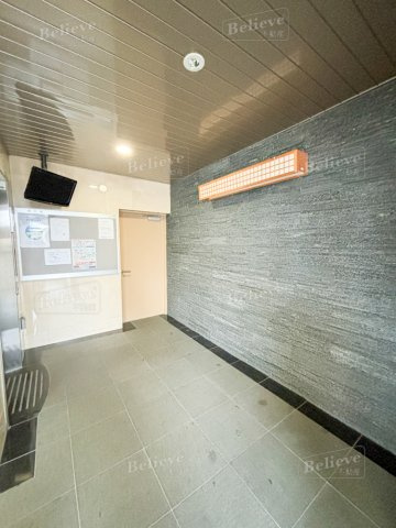 レジデンス東櫛原のロビー|防犯カメラ付きで安心です★