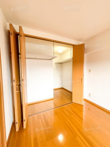 レジデンス東櫛原の収納|ウォークインクローゼットなので収納豊富です★