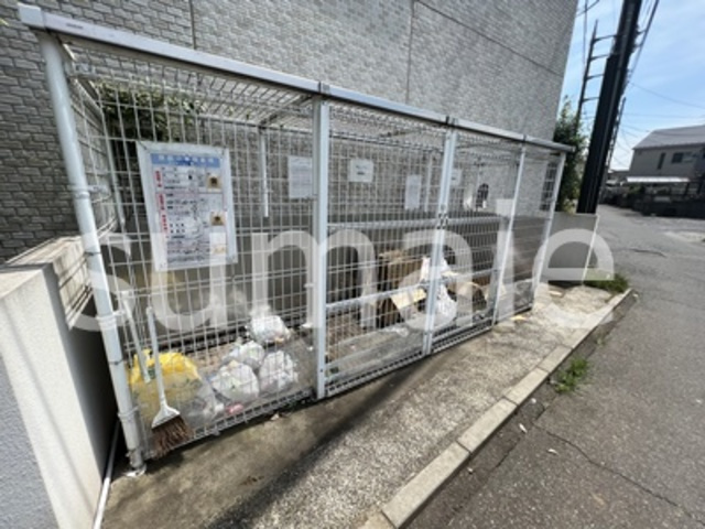 グランガーデンⅠの設備|敷地内ゴミ置き場。