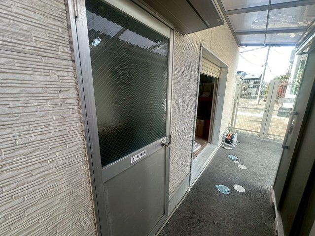 原2丁目貸店舗の外観