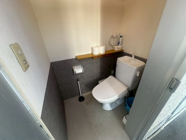 原2丁目貸店舗のトイレ