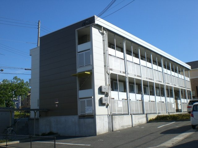 神戸市須磨区多井畑南町のアパート