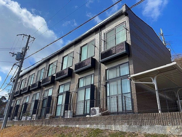 三田市天神３丁目のアパートの外観