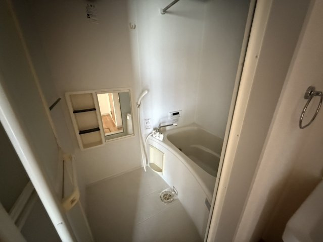 ニコレットテラスDの浴室