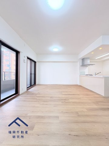 サントーア薬院の居間・リビング