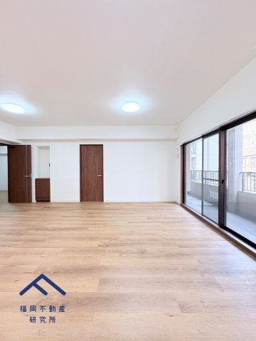 サントーア薬院の居間・リビング