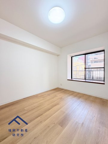 サントーア薬院の洋室