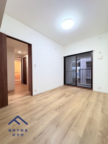 サントーア薬院の洋室