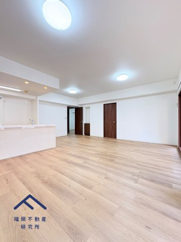 サントーア薬院の居間・リビング