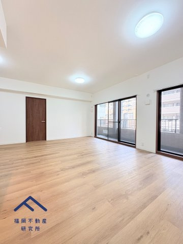 サントーア薬院の居間・リビング