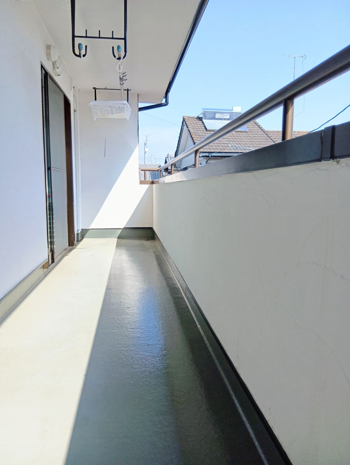 売中古戸建　中央区高丘東四丁目のバルコニー|ゆとりあるバルコニー。お洗濯ものやお布団もゆったり干せる広さで毎日の家事がスムーズに！