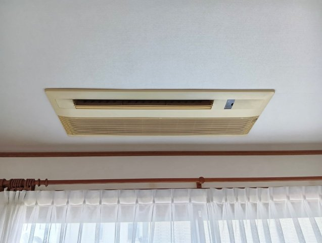 売中古戸建　中央区高丘東四丁目の設備|ビルトインエアコン1階に3台、2階には壁掛けエアコン4台（壁掛けエアコンは2025年に新品に交換済です）で充実の設備です。