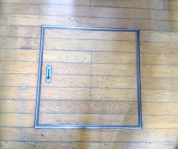 売中古戸建　中央区高丘東四丁目の収納|床下収納庫付きで安い時のまとめ買いに便利です。