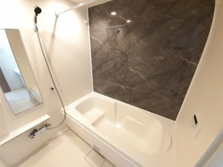 【浴室】 | メゾン・ド・ボヌール | きれいなお風呂です