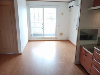 【居間・リビング】 | クレストールＫ２ | ゆったり過ごせるリビングです