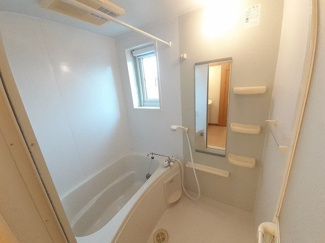 【浴室】 | ドルチェ　カ－サ | 落ち着いた空間のお風呂です