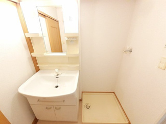 【洗面所】 | ドルチェ　カ－サ | 脱衣スペースもあります