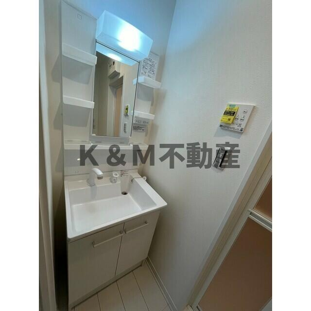 Ｋ　ＲＥＳＩＤＥＮＣＥ　柏の洗面所|スペースが確保できる洗面所です