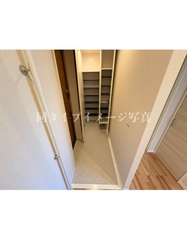 フォレナ山田東の玄関