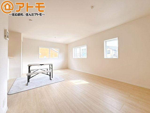 【居間・リビング】 | 三島市青木第4　新築一戸建て　3号棟