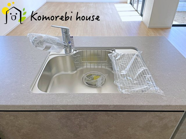 上尾市緑丘　9期　新築一戸建て　グレース　01のキッチン|使いやすいキッチンです