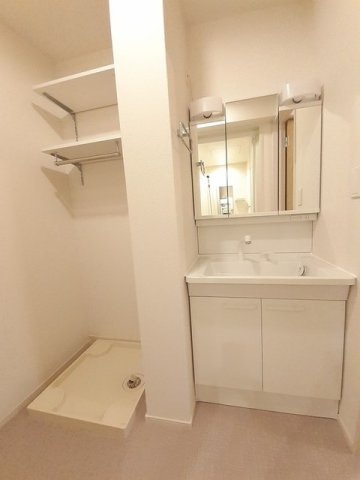 グローブ　Ａの洗面所