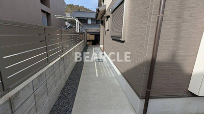 【バルコニー】 | シャトン山科