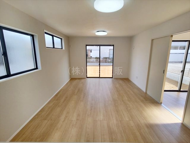 【居間・リビング】の画像