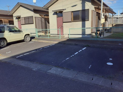 【駐車場】 | 海老原貸家５ | 駐車場があります