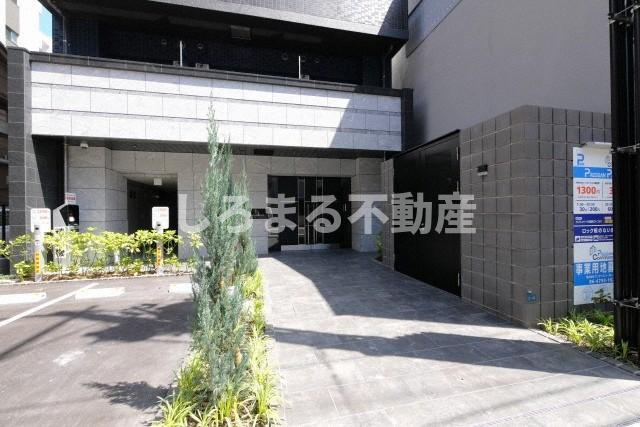 プレサンス松屋町ヴィゴラスのエントランス