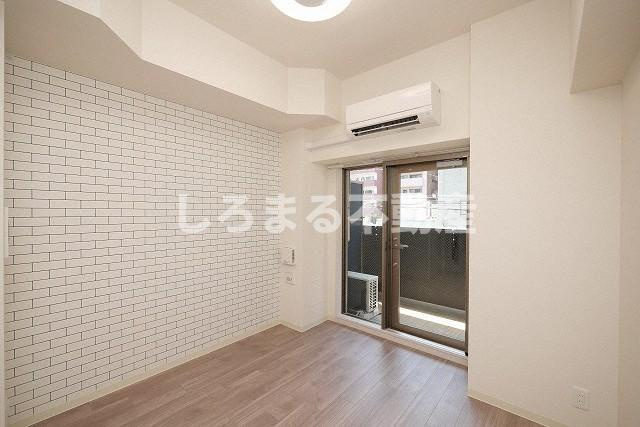 プレサンス松屋町ヴィゴラスの居間・リビング